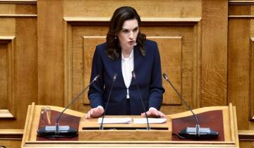 Κεφαλογιάννη: Έτος - ρεκόρ το 2025 για τον τουρισμό με αύξηση σε αφίξεις και εισπράξεις