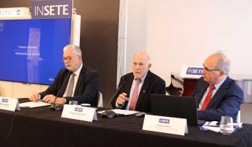 ΙΝΣΕΤΕ: Στα 30,2 δισ. ευρώ το 2024 η άμεση συνεισφορά του τουρισμού στην ελληνική οικονομία