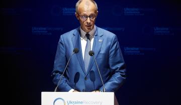 Γερμανία: «Ευελιξία» στη διαδικασία εγκατάλειψης των κινητήρων εσωτερικής καύσης ζητά ο Μερτς
