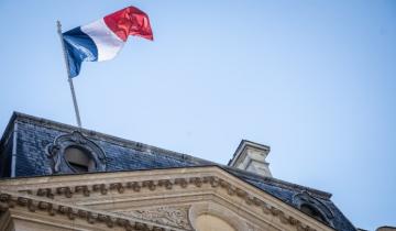 Γαλλία: Δρόμοι και σιδηροδρομικός άξονας αποκλεισμένοι από οργισμένους αγρότες