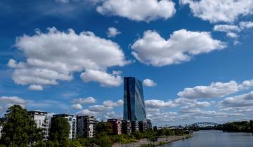 FT: Η ΕΚΤ φρενάρει το σχέδιο της ΕΕ για δάνειο 140 δισ. ευρώ προς Ουκρανία με ρωσικά assets