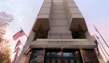 Στο στόχαστρο του FBI έξι Δημοκρατικοί - Καλούσαν για ανυπακοή στις εντολές της κυβέρνησης Τραμπ