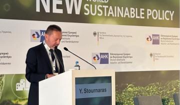 Στουρνάρας: Η προσαρμογή στην κλιματική αλλαγή δεν είναι μόνο αναγκαιότητα, αλλά και επενδυτική ευκαιρία