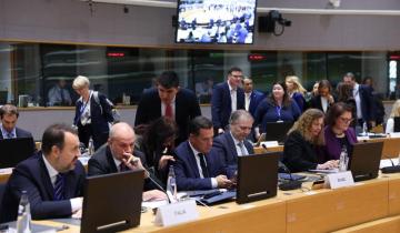 Γεωργιάδης: Η Ελλάδα πρωτοστατεί στην παραγωγή φαρμάκων και στην προστασία των νέων από καπνό και αλκοόλ