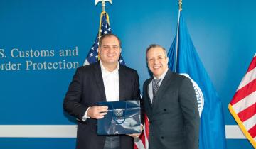 Συνάντηση Πιτσιλή με τον επικεφαλής της Υπηρεσίας Τελωνείων των ΗΠΑ