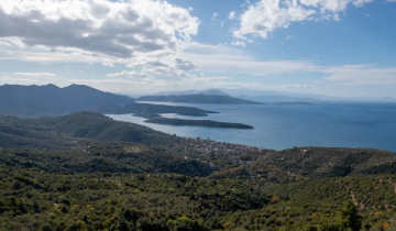 Λαύκος Πηλίου: Στο «μπαλκόνι» του Παγασητικού