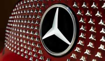 H Mercedes-Benz μοιράζεται κέρδη με τους εργαζόμενους - Μπόνους έως 3.139 ευρώ και δωρεάν μετοχές