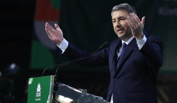 Ανδρουλάκης στο 4ο Συνέδριο του ΠΑΣΟΚ: «Έφτασε η ώρα για μια νέα πολιτική αλλαγή»