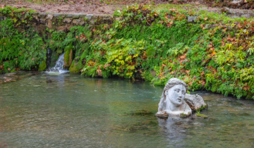 Έρκυνα: Ο μαγευτικός ποταμός όπου η φύση συναντά τον μύθο μία «ανάσα» από την Αθήνα
