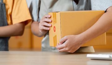 Πάσχα και αποστολές δεμάτων στο εξωτερικό: Τι πρέπει να γνωρίζουν όσοι στέλνουν πασχαλινά δέματα!