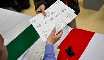 Ουγγαρία: Θρίλερ στις κάλπες - Μια έδρα κάτω από την πλειοψηφία το Tisza του Μαγιάρ