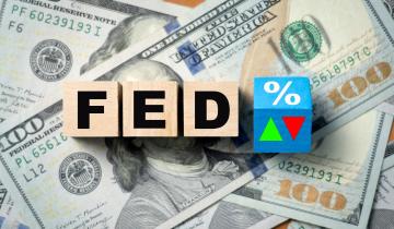 Fed: Ο διχασμός για τις αυξήσεις επιτοκίων βαθαίνει