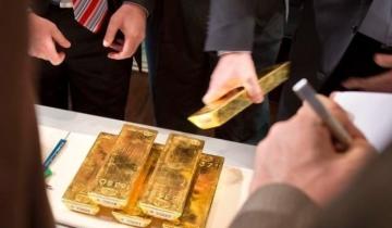 Χρυσός: Γιατί κατρακύλησε σχεδόν 30% η τιμή του μέσα σε πέντε μήνες