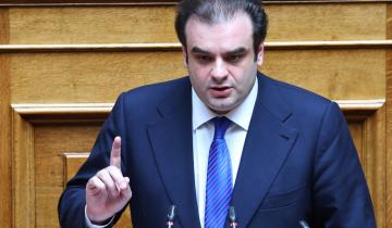 Πιερρακάκης σε Ανδρουλάκη: Στον ανταγωνισμό σας με Τσίπρα, είστε έτοιμος να εισβάλετε στο Νομισματοκοπείο