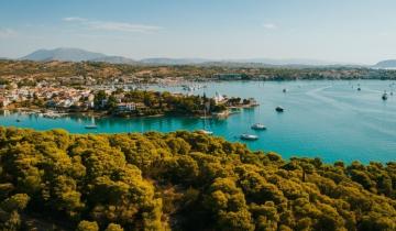 Πόρτο Χέλι: Η ανάδυση ενός παγκόσμιου προορισμού «ήσυχης» πολυτέλειας με επενδύσεις άνω του 1 δισ. ευρώ