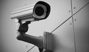 Τοποθέτηση καμερών σε έξι κεντρικούς δρόμους της Αθήνας και 10 λεωφορεία