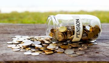 Εισφορές: Πότε συμφέρει η ιδιωτική αποταμίευση και πότε πρέπει να επιλέγεται ο ΕΦΚΑ