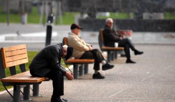 Γήρανση πληθυσμού: Σε ποιες χώρες το προσδόκιμο ζωής ξεπερνά τα 100 έτη - Έρχεται το Δημογραφικό Παρατηρητήριο