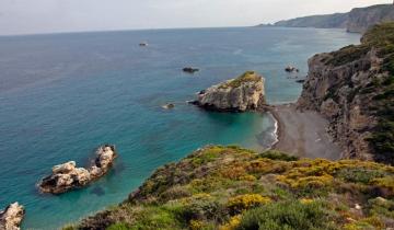 Άνοιξαν οι αιτήσεις για τα Chios και Kythira Pass 2026