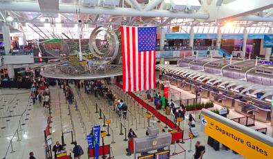 ΗΠΑ: Μεγάλες καθυστερήσεις σε διεθνή αεροδρόμια λόγω έλλειψης ελεγκτών εναέριας κυκλοφορίας