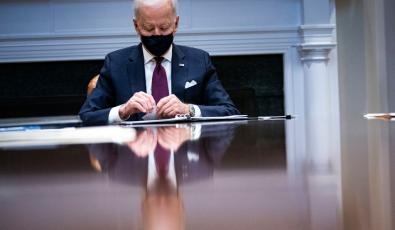 Οι ΗΠΑ απαγορεύουν πλήρως την πρόσβαση ρωσικών πλοίων σε αμερικανικά λιμάνια