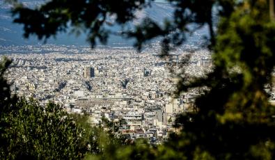 Οι παρατάσεις για τακτοποιήσεις αυθαιρέτων και ηλεκτρονική ταυτότητα