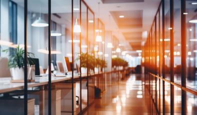 Deloitte: Επενδύσεις σε ψηφιακές υποδομές, logistics και επαγγελματικούς χώρους στις κορυφαίες τάσεις για τα ακίνητα