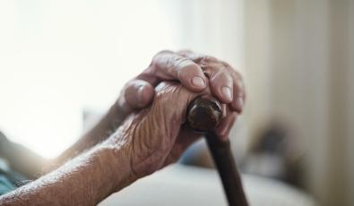 Δημογραφικό: Στα 81,4 χρόνια το προσδόκιμο ζωής στην Ευρωπαϊκή Ένωση λόγω της μακροζωίας των γυναικών - Πού ζουν οι μακροβιότεροι Έλληνες