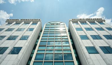 Alpha Finance - Axia: Αυξάνει 28% την τιμή-στόχο για Optima στα 8,50 ευρώ