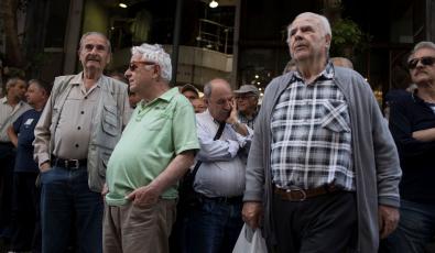 Η αργία της 25ης Μαρτίου φέρνει νωρίτερα την καταβολή των συντάξεων Απριλίου