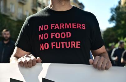 Τι θέλουν επιτέλους οι αγρότες και είναι συνέχεια στους δρόμους, αφού η κυβέρνηση λέει ότι ικανοποιεί τα αιτήματά τους;