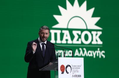 Ανδρουλάκης: Σταδιακή επαναφορά 13ου μισθού στους ΔΥ και 13ης σύνταξης