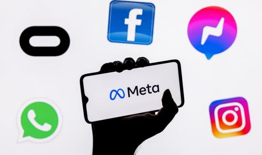 «Έπεσαν» Facebook, Messenger και Instagram