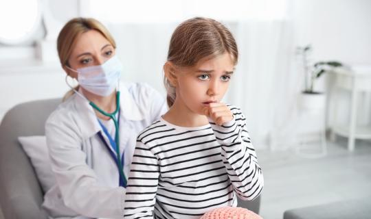 Επιθετικός ο ιός RSV - Προσοχή συνιστούν οι ειδικοί με την επικείμενη έναρξη των σχολείων