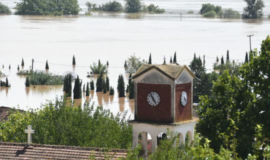 Ο κόσμος στη Θεσσαλία αναμένει ενημέρωση για το πόρισμα των Ολλανδών