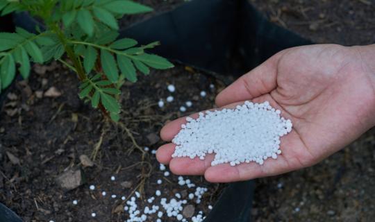 Το… λίπασμα είναι το νέο «ρωσικό αέριο» για την Ευρώπη;