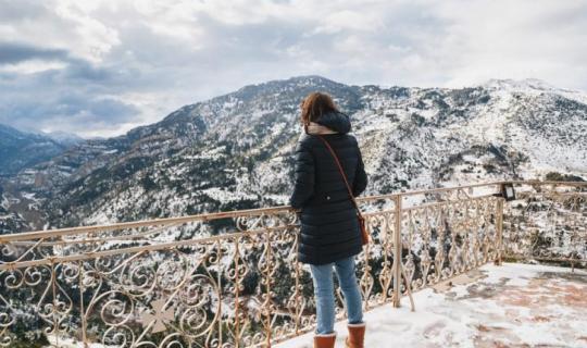 Περίπου 200 ξενοδοχεία και τουριστικά προς πώληση σε δημοφιλείς χειμερινούς προορισμούς