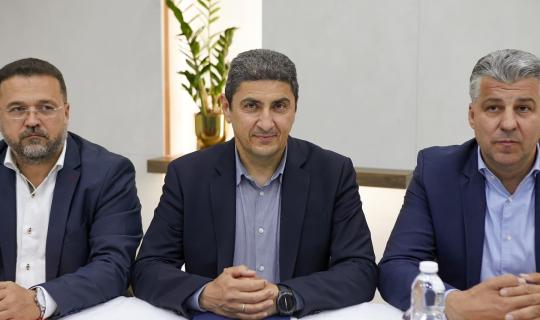 Αυγενάκης από Κομοτηνή: Να ωθήσουμε τον αγροτικό κόσμο προς το επιχειρείν