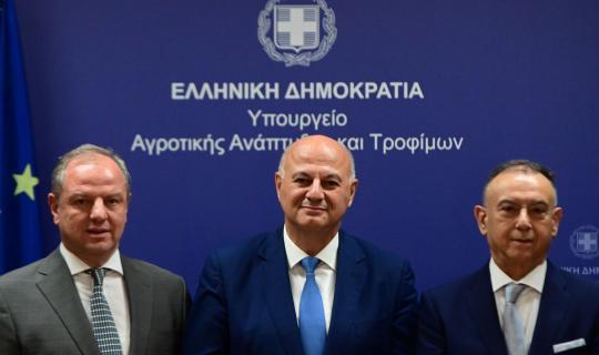 Δυο γιατροί στο Υπ. Αγροτικής Ανάπτυξης: Θα θεραπεύσουν τον μεγάλο ασθενή, τον πρωτογενή τομέα;