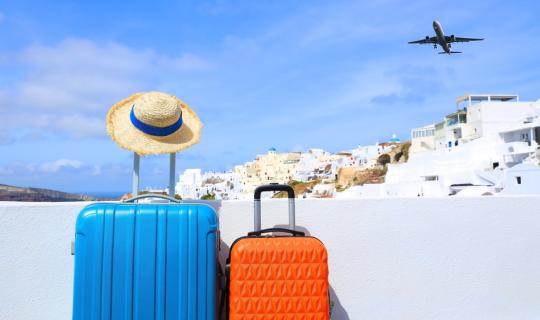 TUI: Ελλάδα και Ισπανία ευνοημένες από τις κρατήσεις «της τελευταίας στιγμής»