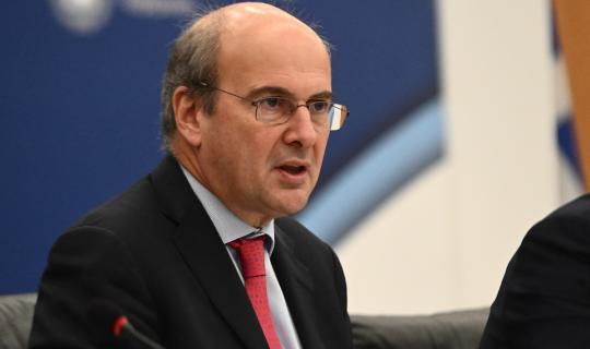 Χατζηδάκης: Μελετάται σοβαρά η υποκατάσταση του ΟΠΕΚΕΠΕ από την ΑΑΔΕ