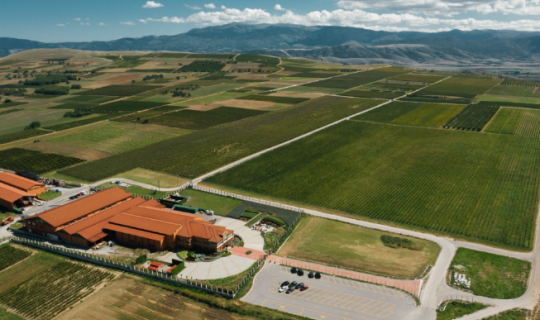 Η Γη αλλάζει χέρια από την κρίση ρευστότητας…