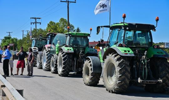 Καρδίτσα: Σε κινητοποιήσεις οι αγρότες - Πανθεσσαλικό μπλόκο στον κόμβο του Ε65