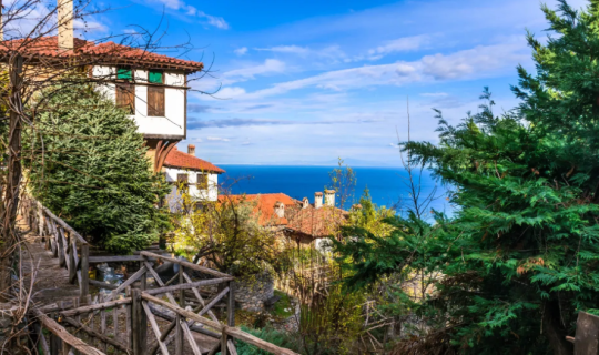 Παλαιός Παντελεήμονας: Ένα από τα ομορφότερα χωριά της Βόρειας Ελλάδας