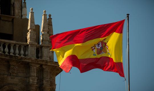 Στον έλεγχο των deepfake που δημιουργούνται με AI στοχεύει η Ισπανία