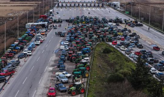 Αγρότες: «Ναι» στη νέα πρόσκληση για διάλογο με τον Μητσοτάκη - Παραμένουν τα μπλόκα, το Σαββατοκύριακο η Πανελλαδική Σύσκεψη