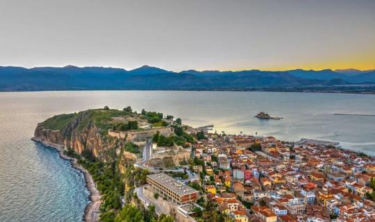 Τέσσερις πασχαλινές μονοήμερες εκδρομές κοντά στην Αθήνα