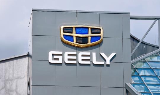 H Geely «πάτησε» την BYD - Πρωτιά στις παραδόσεις οχημάτων τον Ιανουάριο στην Κίνα