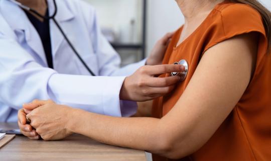 Υγεία: 6 στις 10 γυναίκες στις ΗΠΑ προβλέπεται να πάσχουν από καρδιαγγειακή νόσο ως το 2050