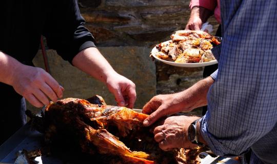 Τα γεύματα των θρησκευτικών εορτών είναι σε όλο τον κόσμο ακριβά
